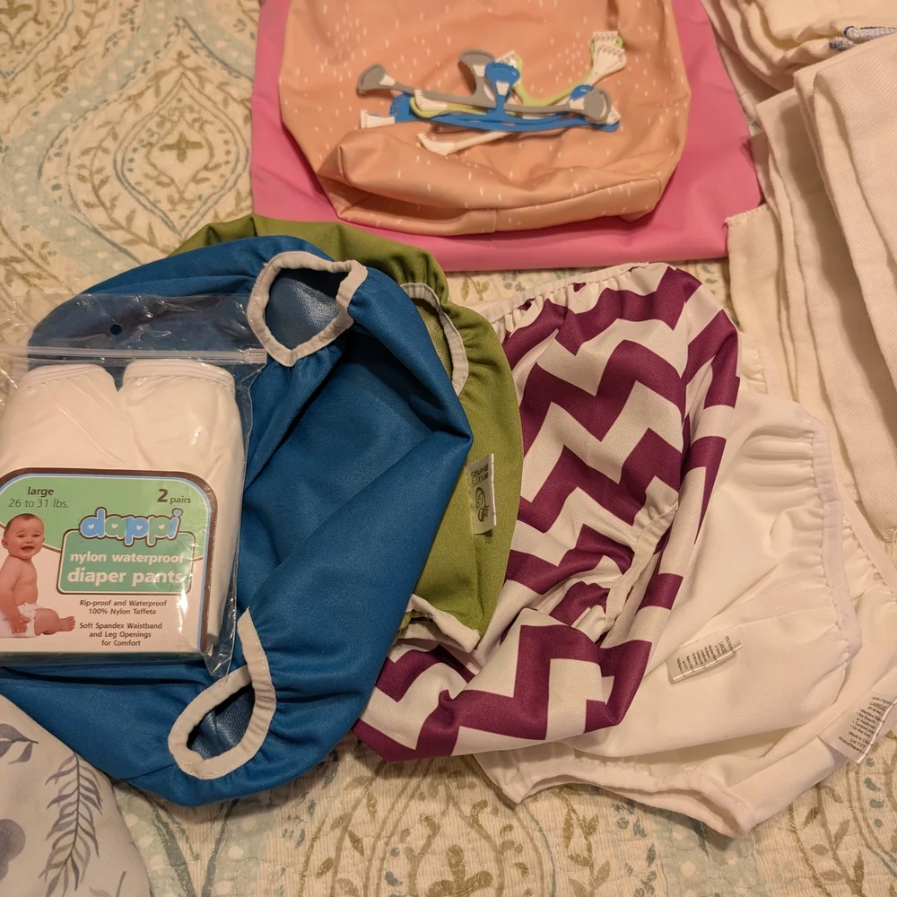 Prefold Diaper Set - Picture 4 of 4